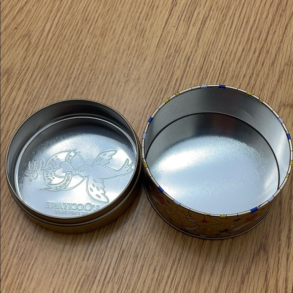 L’OCCITANE • 2018 Holiday Special Edition Tin Box - Picture 5 of 5